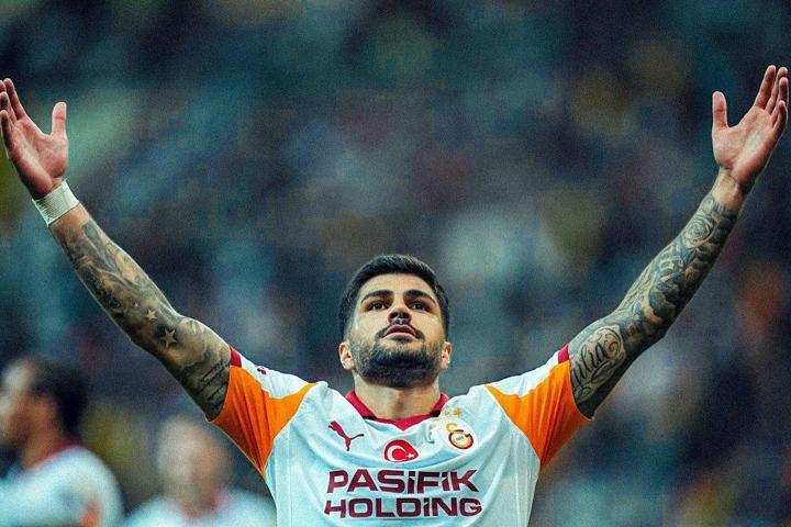 Kayserispor maçında gol ve asist katkısı veren Leroy Saneye övgü Sihirbaz benzetmesi...