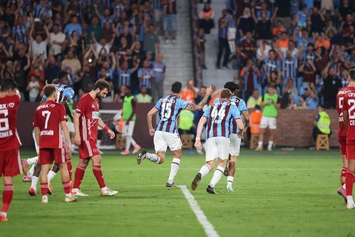 Trabzonspor, 39 yıl sonra bir ilki gerçekleştirdi