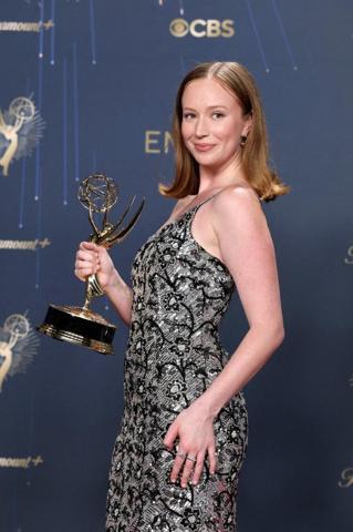 Emmy ödülü kazanan Yahudi aktrist Hannah Einbinder, konuşmasını böyle bitirdi: Filistine özgürlük