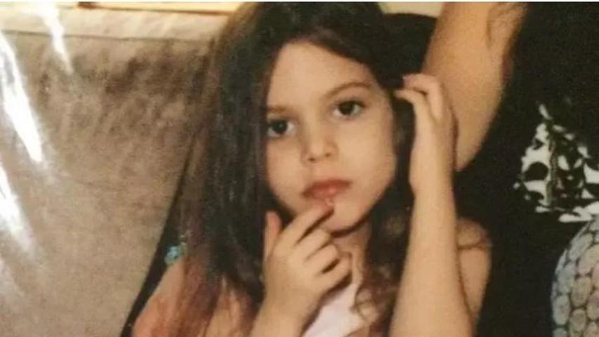 Derin Talu’dan Nostaljik Paylaşım: Çocukluk Fotoğrafı Sanal Medyayı Salladı