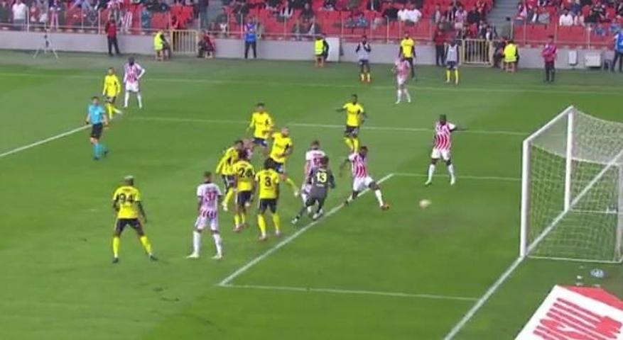 Samsunspor - Fenerbahçe maçındaki tartışmalı pozisyonlar değerlendirildi Gol iptali doğru mu