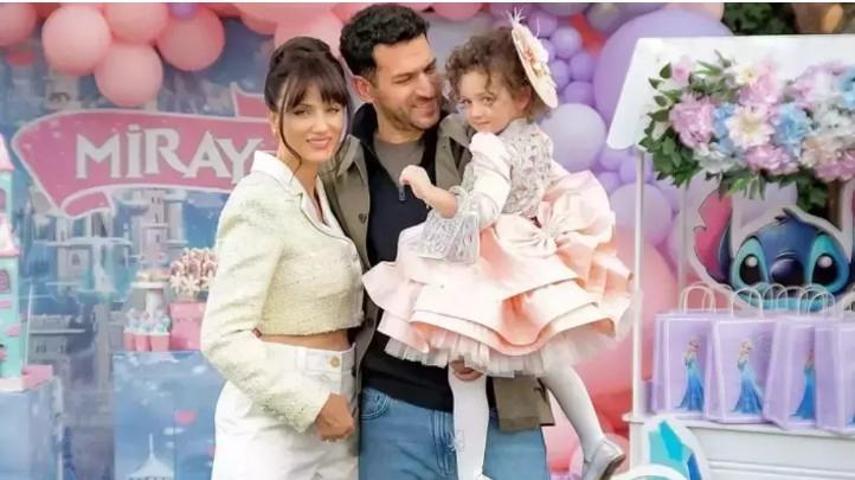 Murat Yıldırım’dan Eşi İman Elbani’ye Romantik Doğum Günü Mesajı “İyi Ki Bizim Hayatımızdasın”