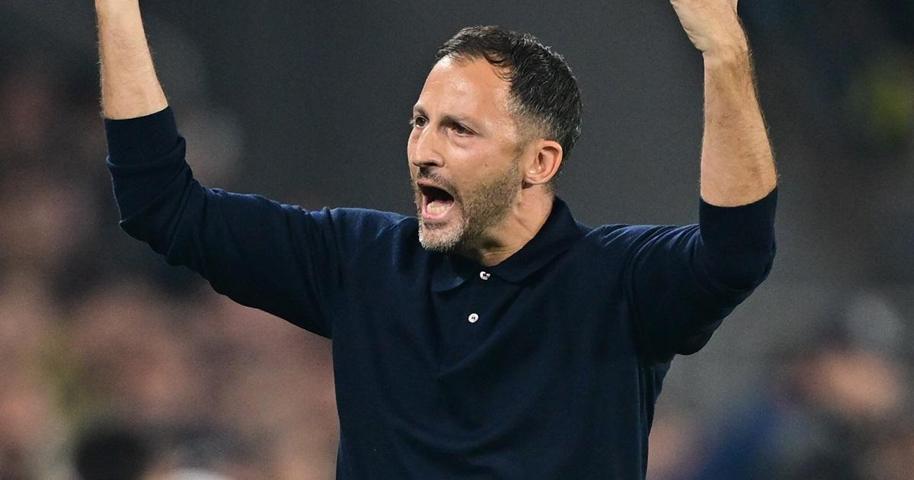 Asıl özel biri kim Jose Mourinho - Domenico Tedesco karşılaştırması: Laf değil iş üretiyor...
