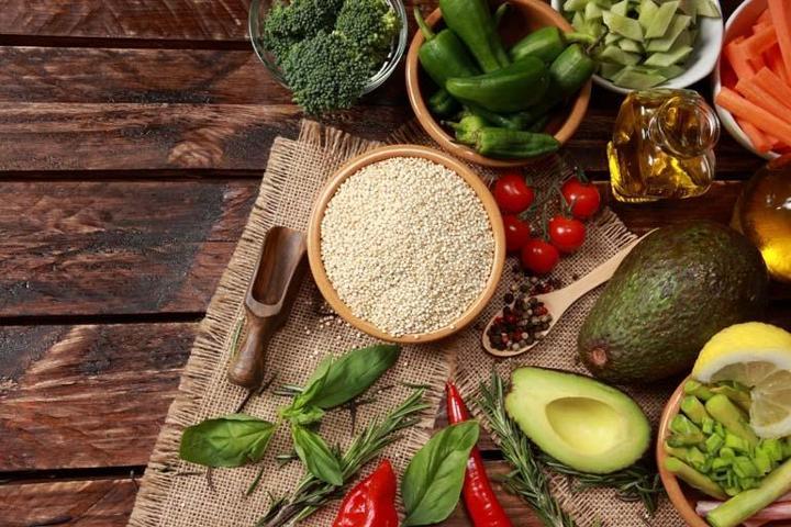 B Vitaminlerinin Gücü ile Tanışın İçeriğinde Bolca B Vitamini Bulunan Besinler