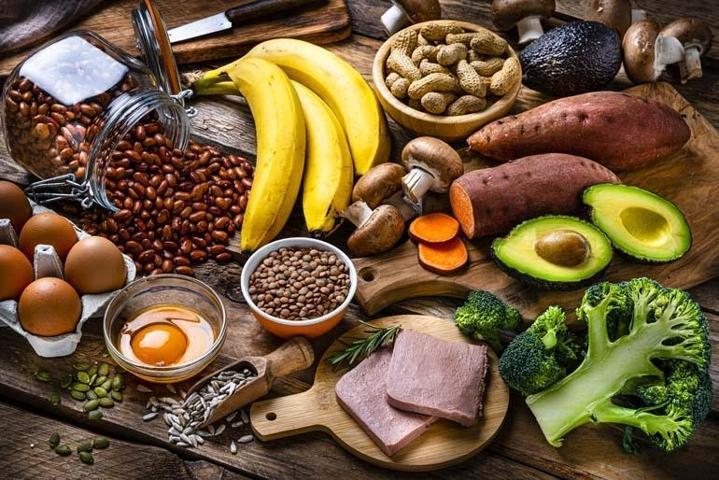B Vitaminlerinin Gücü ile Tanışın İçeriğinde Bolca B Vitamini Bulunan Besinler