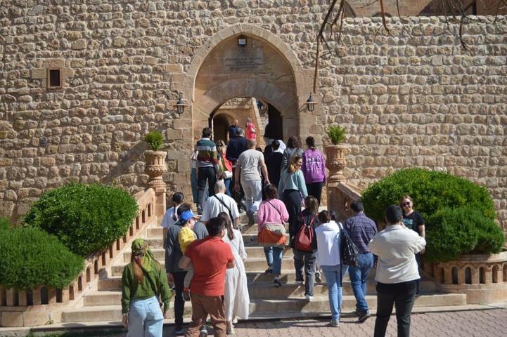 UZAK ŞEHİR Etkisi: Mardin Turizmde Rekor Kırdı: 10 Ayda 3,5 Milyon Ziyaretçi