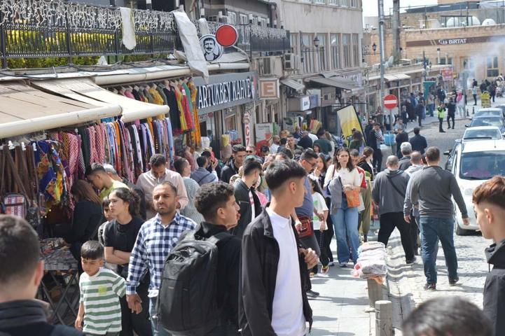 UZAK ŞEHİR Etkisi: Mardin Turizmde Rekor Kırdı: 10 Ayda 3,5 Milyon Ziyaretçi