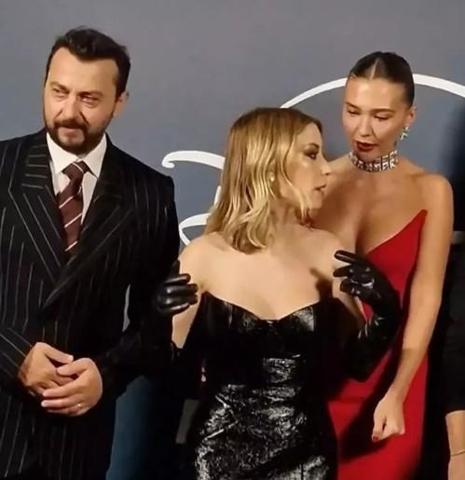 Galadaki poz tartışması Hazal Kaya, Melisa Döngel hakkında ne dedi