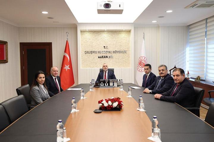 2026 Asgari Ücret Tahminleri: Ekonomistlere tahminlerini sorduk | İşte Olası Asgari Ücret Zam Oranları...