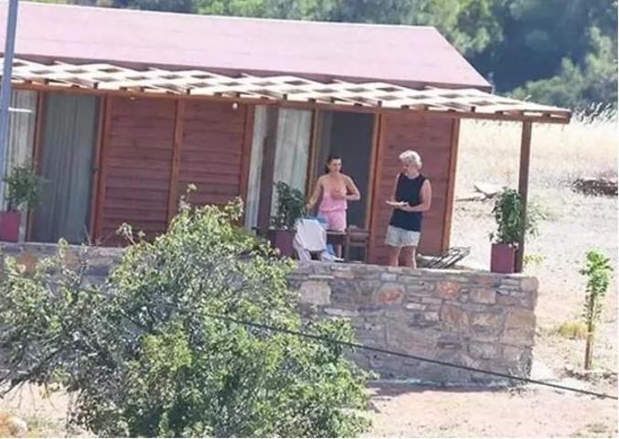Emir Ersoy’dan Bodrum İtirafı: “Orası Bizim İçin Hayatla Yeniden Bağ Kurma Alanı”