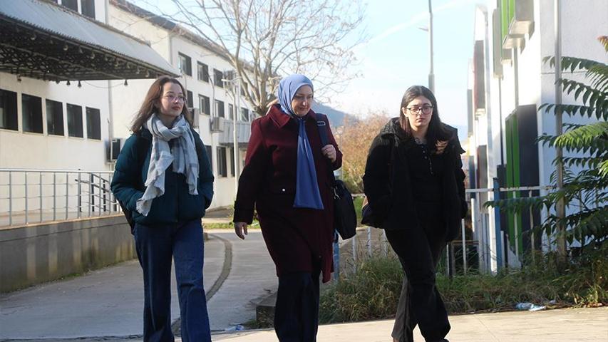 45 yaşında üniversite sıralarında: 3 çocuk annesi Gönül İnan’ın ilham veren hikayesi