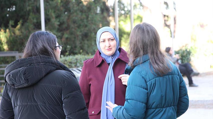 45 yaşında üniversite sıralarında: 3 çocuk annesi Gönül İnan’ın ilham veren hikayesi