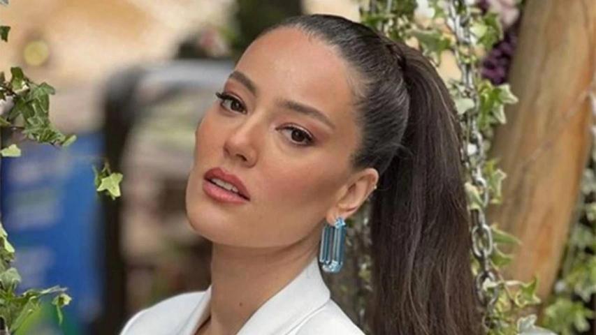 O SES TÜRKİYE YILBAŞI ÖZEL KONUKLARI: Bu Yıl TV8 O Ses Türkiye Yılbaşı Özelde Hangi Ünlüler Sahne Alacak Jüri Üyeleri Kimler İşte Yarışmacılar ve Hadise, Murat Boz ve Yeni Jüri Üyeleri...