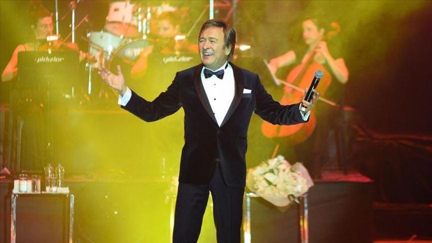 O SES TÜRKİYE YILBAŞI ÖZEL KONUKLARI: Bu Yıl TV8 O Ses Türkiye Yılbaşı Özelde Hangi Ünlüler Sahne Alacak Jüri Üyeleri Kimler İşte Yarışmacılar ve Hadise, Murat Boz ve Yeni Jüri Üyeleri...