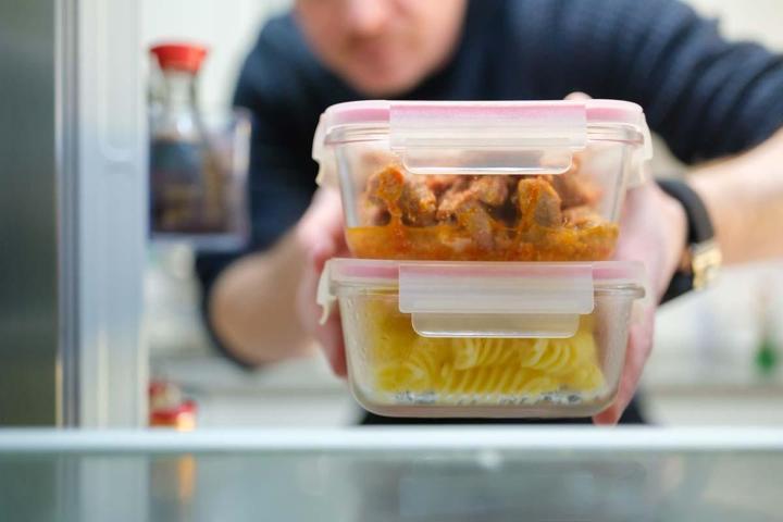 Bu 10 Ürünü Asla Plastik Kaplarda Saklamayın Zararını Duyunca Şoke Olacaksınız