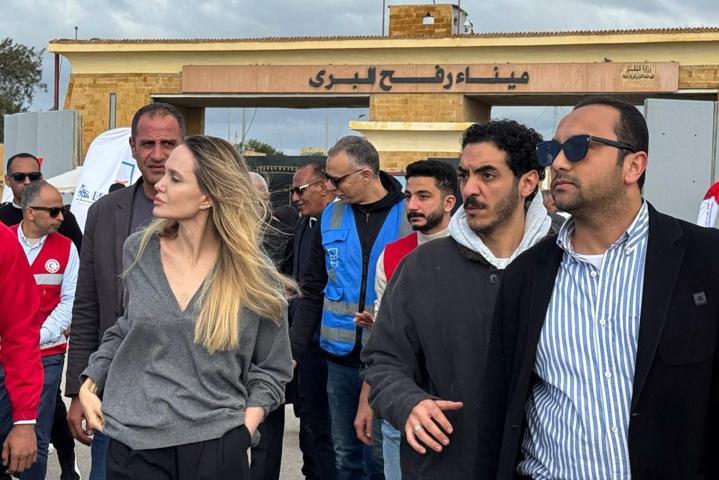 Angelina Jolieden Refaha ziyaret: Gazze sınırına gitti