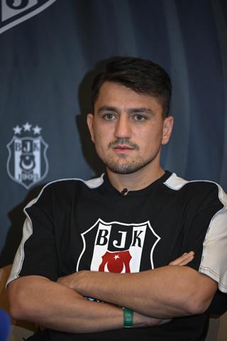 Cengiz Ünderden kariyerine dair net sözler Hangi takımı istediğini açıkladı...