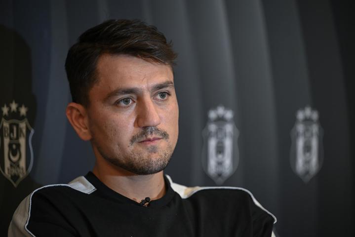 Cengiz Ünderden kariyerine dair net sözler Hangi takımı istediğini açıkladı...