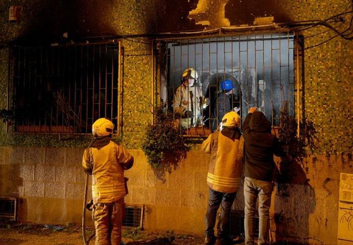 Kadıköyde can pazarı Apartmanda yangın: Çok sayıda yaralı var