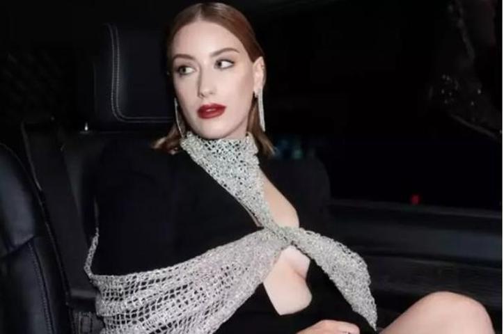 Hazal Kayadan Diş Estetiği Açıklaması: Yeniden Yaptırdım, Canım Çok Yandı