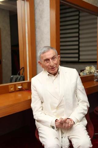 Türk Tiyatrosunun Usta İsmi Haldun Dormen’e Veda: Cenaze Programı Açıklandı