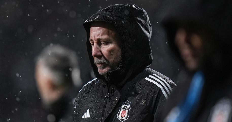 Beşiktaşa dev forvet Serdal Adalı bizzat devrede...