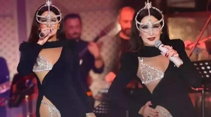 Nükhet Durunun Sahne Tarzı Göz Doldurdu 71 Yaşında Gençlere Taş Çıkarttı