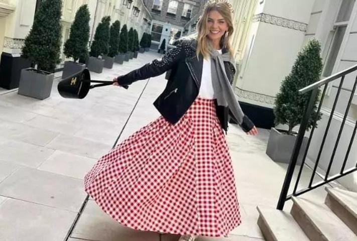 Ünlü Oyuncu Pelin Karahandan Çocuk Yetiştirme Tavsiyeleri: Toplum olarak görgüsüzleştik