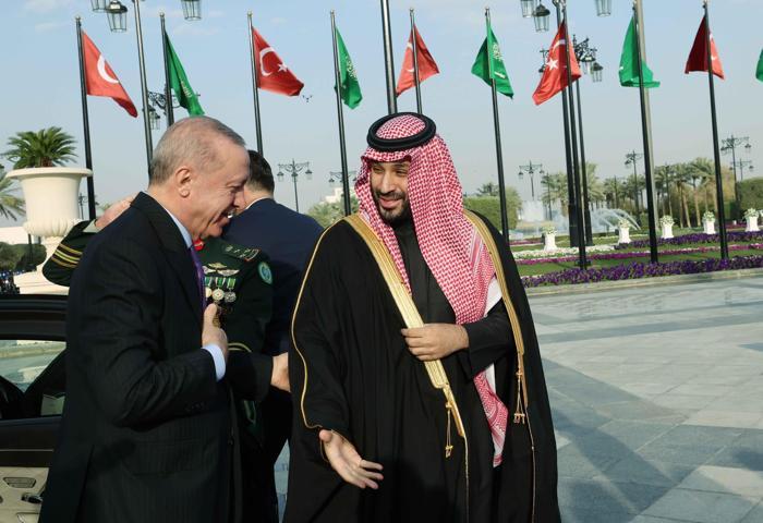 Türkiyenin hamlesi İsrailde birinci gündem Tel Avivde alarm zilleri...