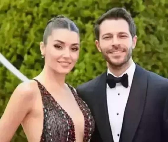 Hande Erçel ile ayrılmıştı Gören bir daha baktı Hakan Sabancı bakın kimi yakın markaja aldı