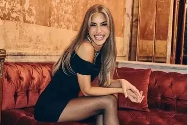 Çağla Şıkelin Zorlu 11 Saatlik Meditasyon Deneyimi