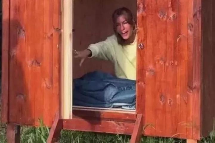 Çağla Şıkelin Zorlu 11 Saatlik Meditasyon Deneyimi