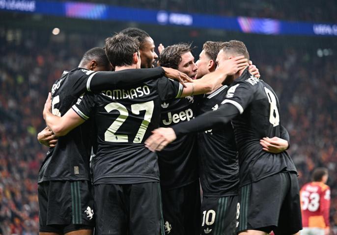 Galatasarayın Juventus galibiyeti, İtalyan basınına böyle yansıdı: Tarihi bir rezalet