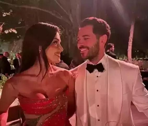 Hakan Sabancının ardından Onur Güvenatam ile aşk yaşamaya başlamıştı Hande Erçelden kalpleri ısıtan poz: YAKIŞIKLIM