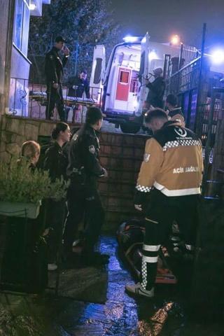 Arka Sokaklardan Duygusal Tanıtım