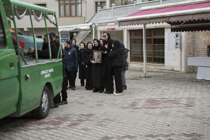 Arka Sokaklardan Duygusal Tanıtım