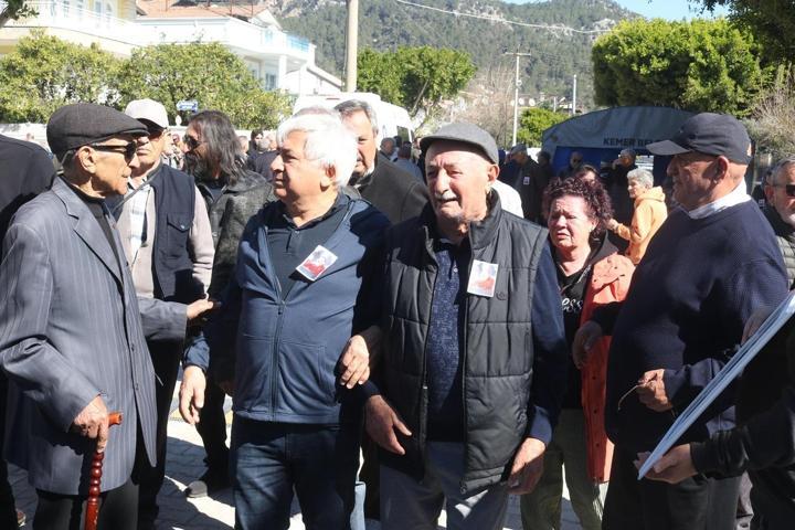Teknik direktör Engin Fırat, memleketinde son yolculuğuna uğurlandı