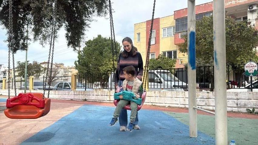 DMD hastası Göktuğ, tedavisi için kampanyasına destek bekliyor
