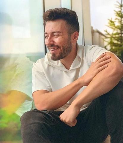 Enes Batur YouTube’a geri döndü: 24 saatte milyonlar kazandıran video
