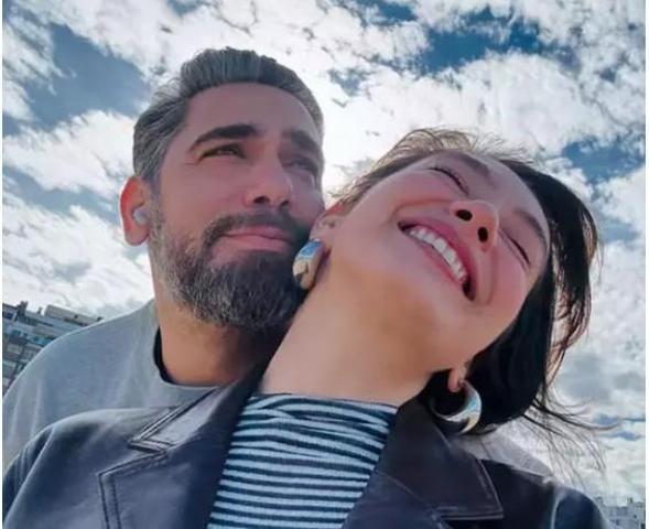 Neslihan Atagül’den kalpleri ısıtan paylaşım Minik Aziz yine sahnede