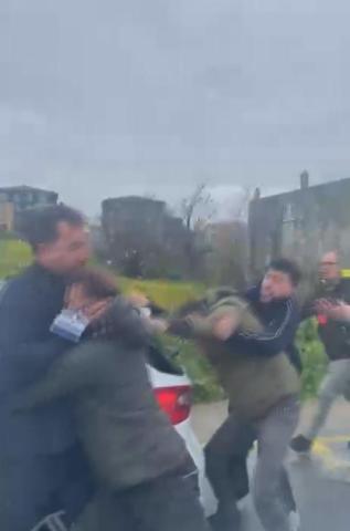 Ehliyet sınavında görülmemiş olay Sizin Allahınız yok mu diyerek komisyon üyesine saldırdı
