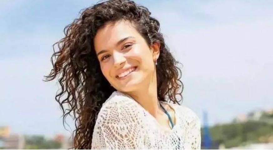 Aslı Bekiroğlu gözyaşlarıyla anlattı 6’ncı kez ameliyat oldu, bir operasyon daha geçireceğini açıkladı