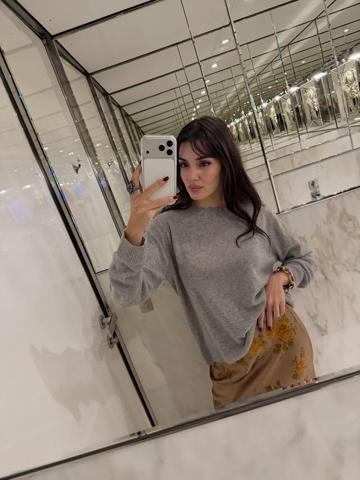 Hande Erçel tarzıyla görenleri büyüledi Beğeni butonu çöktü: ‘Benim güzel kraliçem’