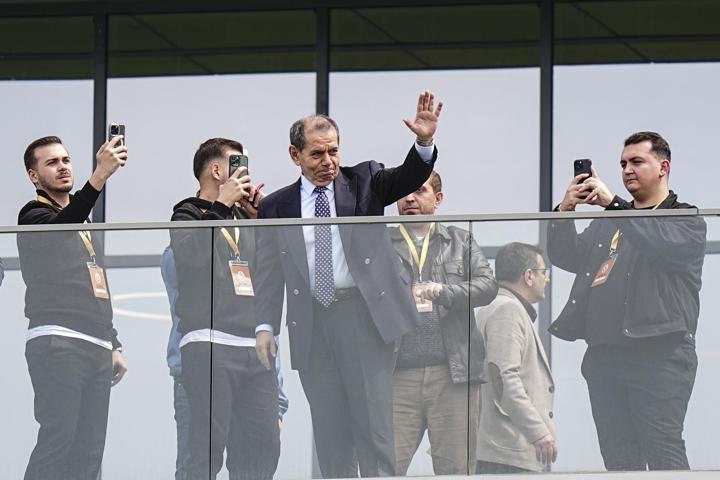 Dursun Özbekten, Yasin Kol çıkışı: Sinir uçlarımızla oynuyorlar
