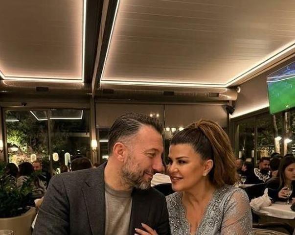 Nuray Sayarı hamile 55 yaşındaki ünlü astrolog ikiz bebek bekliyor Allah ‘ol’ der olur