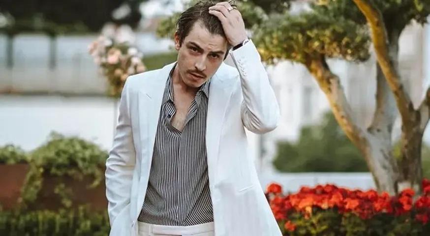 Boran Kuzum, Los Angelesa mı yerleşti Gören bir daha baktı Ünlü oyuncu İstanbulu terk etti iddialarına bakın nasıl yanıt verdi