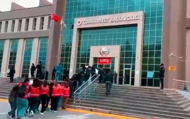Şantaj çetesine operasyon: 11 kişi tutuklandı
