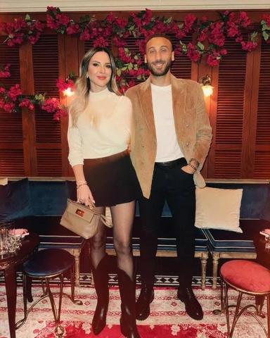 “Kraliçem” diyerek aşkını ilan etti Cenk Tosun’dan 10. yıl dönümünde romantik paylaşım: “Sana minnettarım”