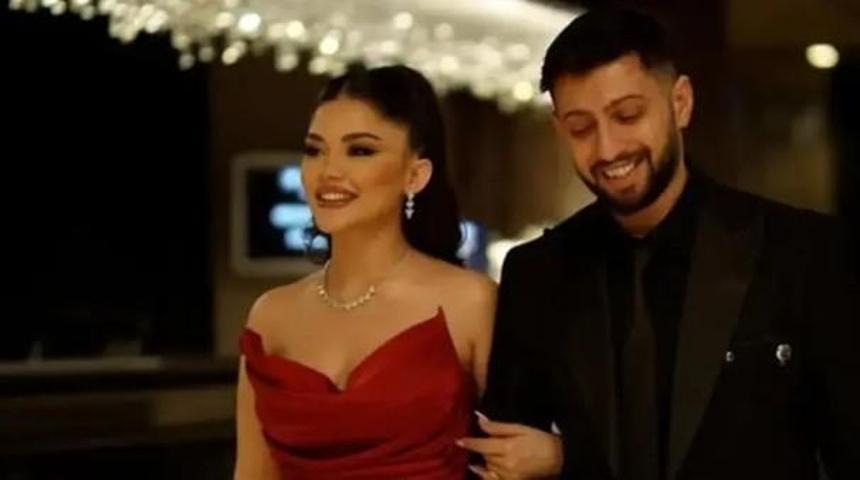 Eda Sakız ve Burak Bulut Boşanıyor mu Sanal Medya Detayı Kafaları Karıştırdı