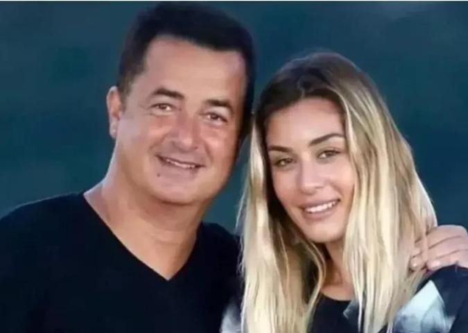 Acun Ilıcalıya Hull City göndermesi Ayça Çağla Altunkaya noktayı koydu: KARIŞMIYORSUN